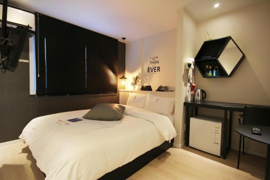 โรงแรมยัม อันดง ภายนอก รูปภาพ